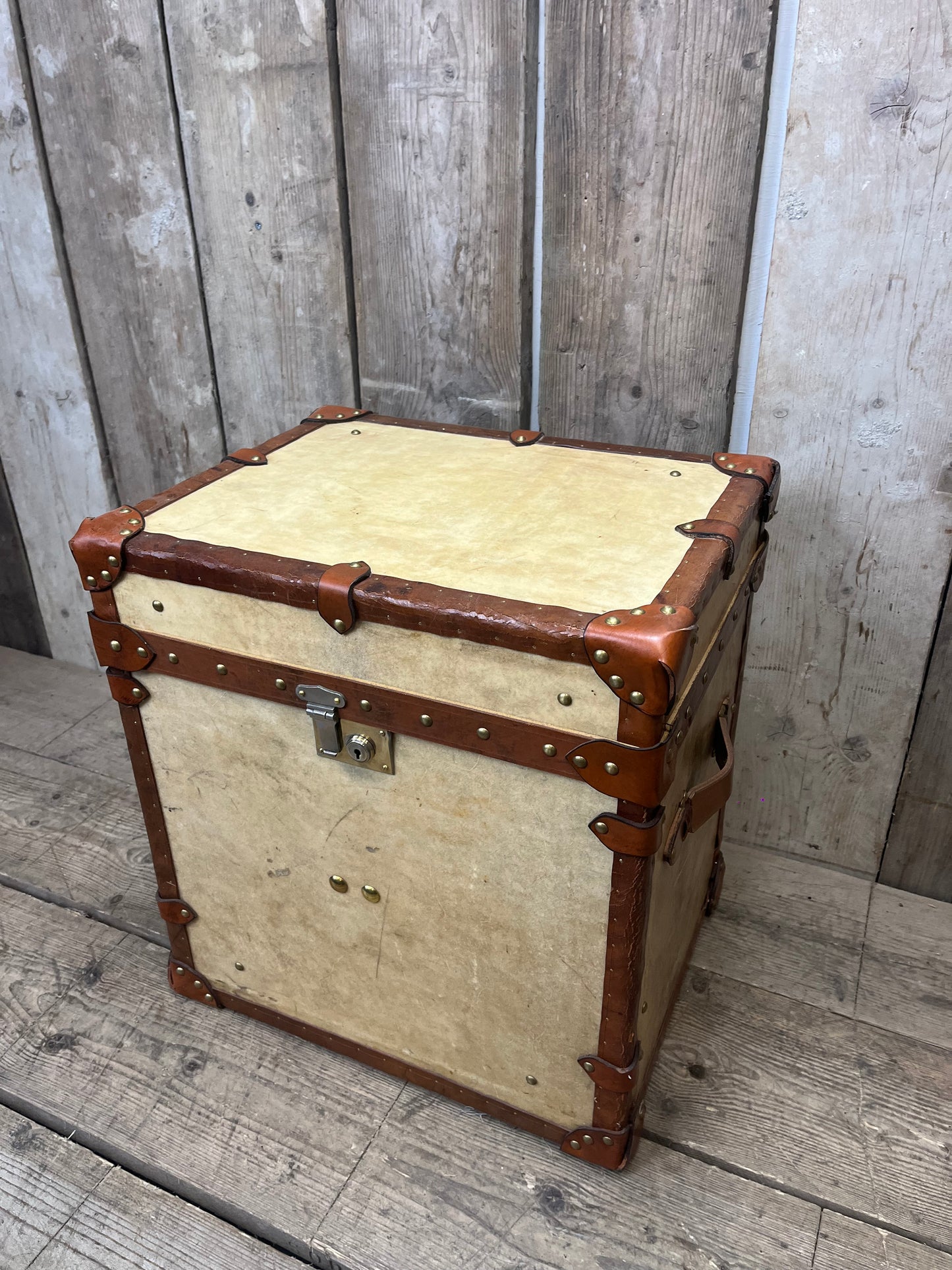 Century Vellum Pair