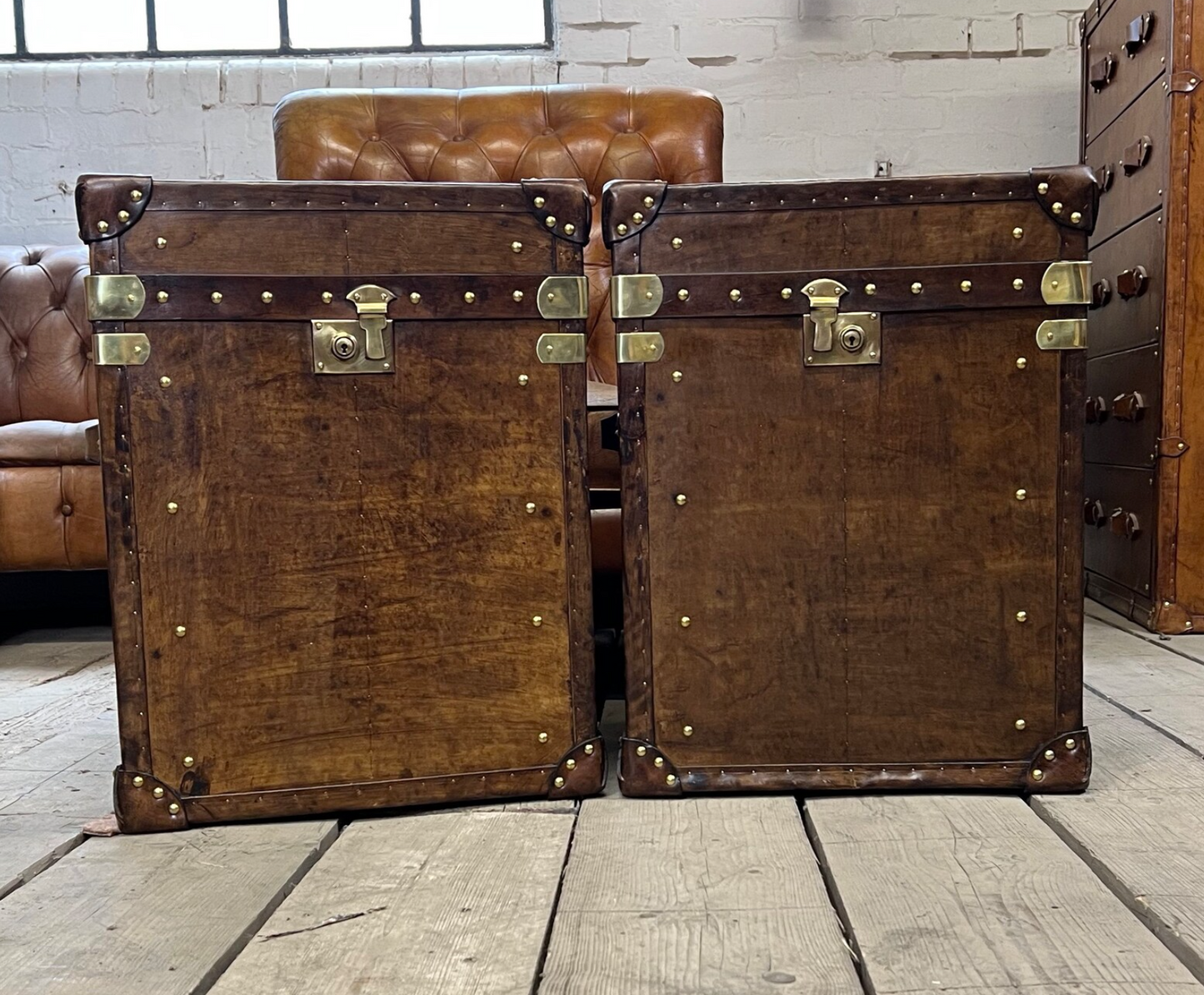 Bridle Leather Side Table Trunks