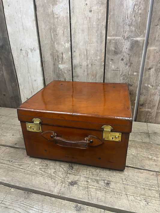 Silk Lined Hat Box