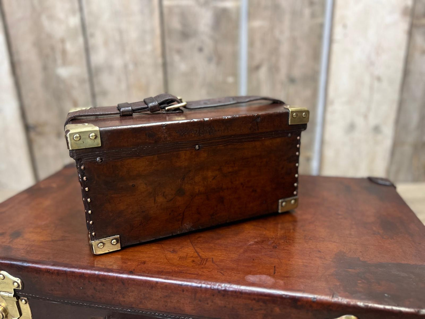 Oak Lined Cartridge Case