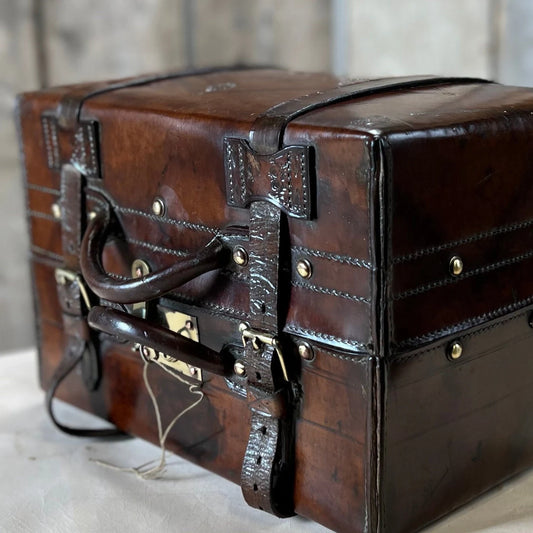 Portmanteau 1900's Case