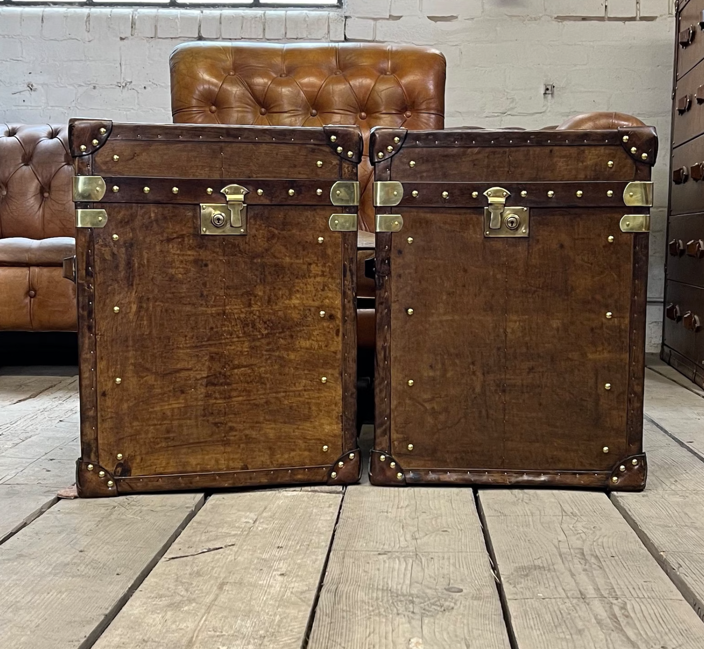 Bridle Leather Side Table Trunks